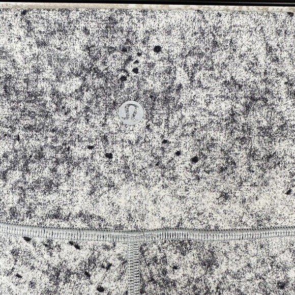 LULULEMON Wunder Under Size 8Hi-Rise 7/8 Tight‎ Full-On Luxtreme Antiqued White - Picture 8 of 14